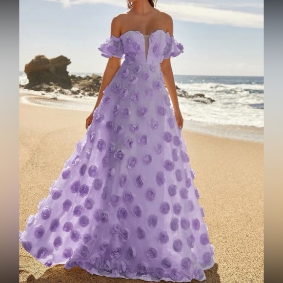 Dresses & Skirts - Luxe Lilac purple off shoulder Applique party formal evening wedding dress